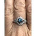 Кольцо серебряное с натуральным Лондон топазом и цирконием Спарта 1712/1р ТLB