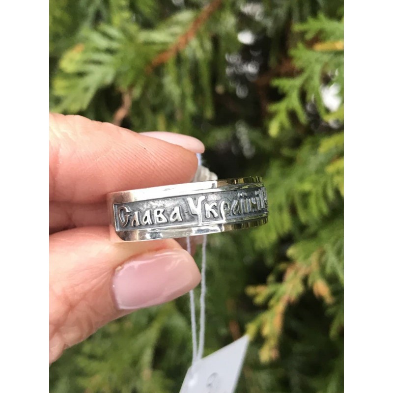 Кольцо кольцо серебряное с золотом Слава Україні Героям Слава (029к)