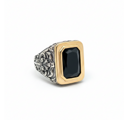 Печатка серебряная с золотом и чёрным фианитом (557ч)