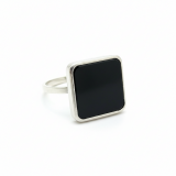 Кольцо серебряное с ониксом 977к