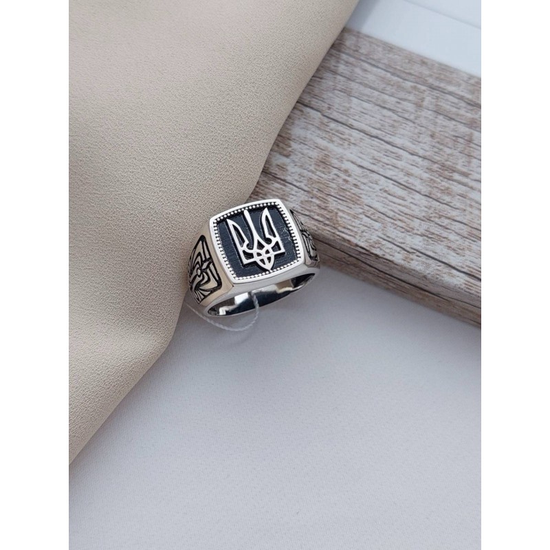 Печатка серебряная Герб Украины Трезубец с черной эмалью (520-3)