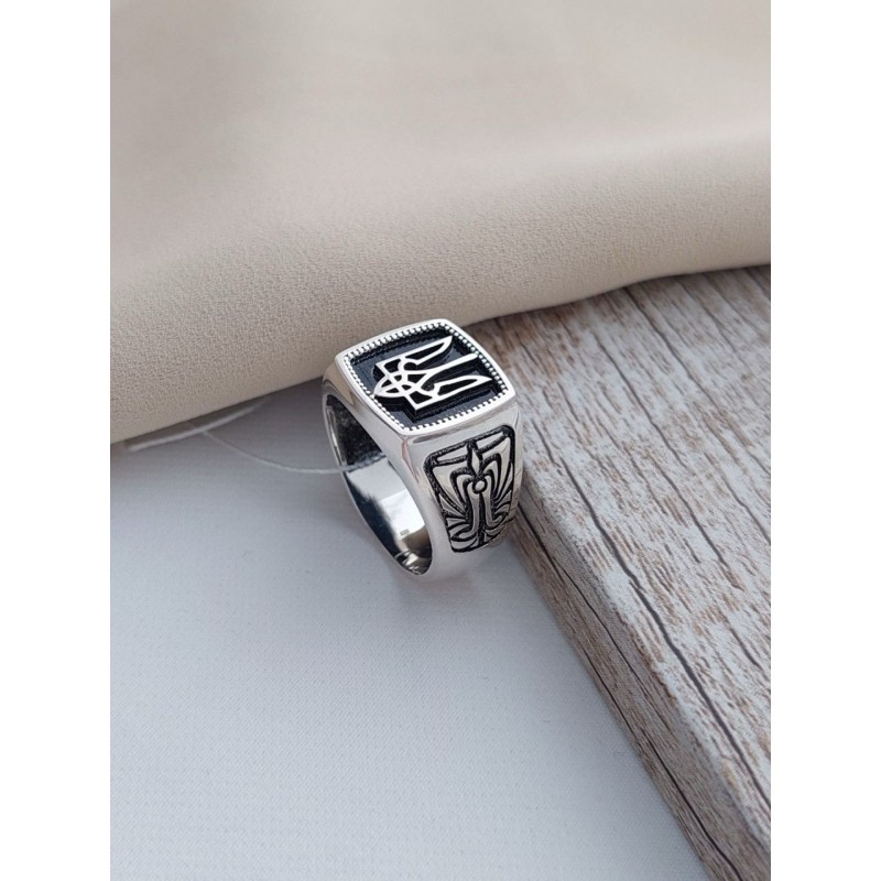 Печатка серебряная Герб Украины Трезубец с черной эмалью (520-3)