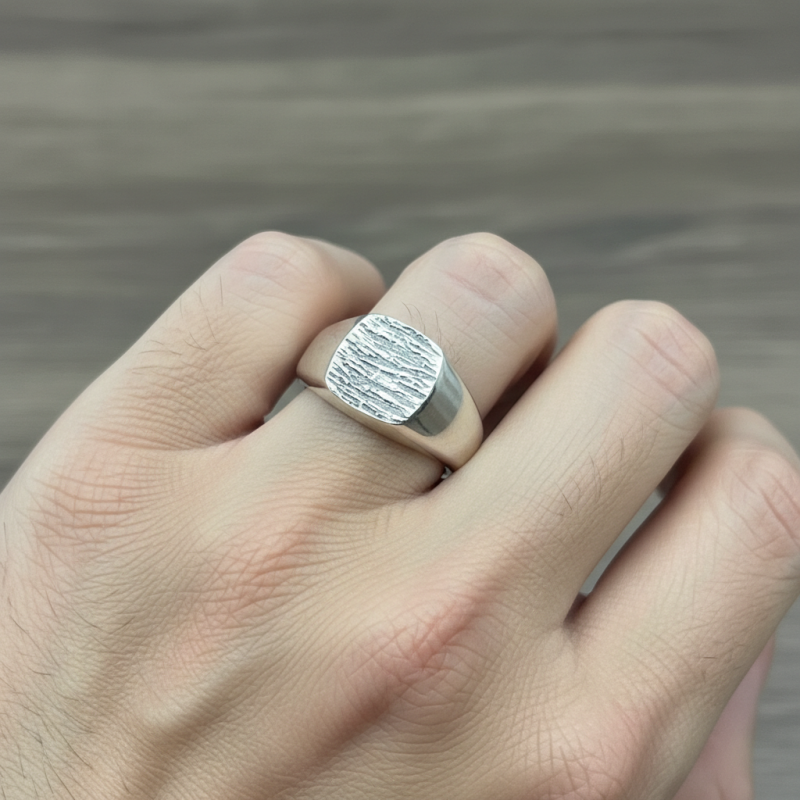 Печатка мужская серебряная (891)