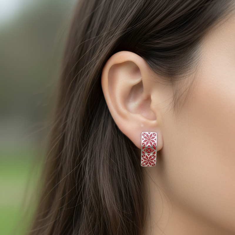 Серьги серебряные с эмалью Вышиванка красные (А046ск)