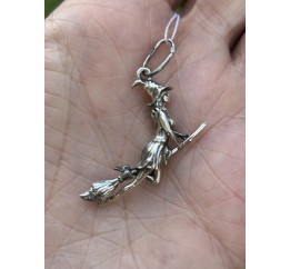 Подвес серебряный Ведьма на метле (А245п)