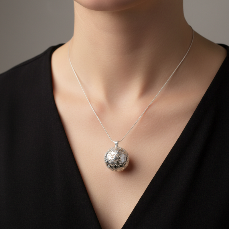 Подвес серебряній  Шар со снежинками (7364)