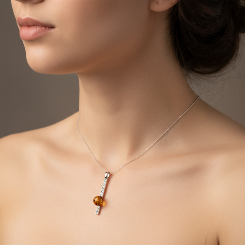 Подвес серебряный с золотом и янтарём (904пя)