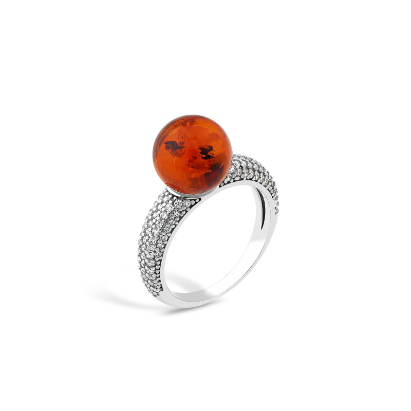 Кольцо серебряное с янтарём (812кя)