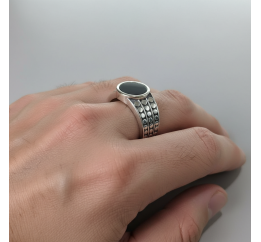 Печатка серебряная с ониксом (636)