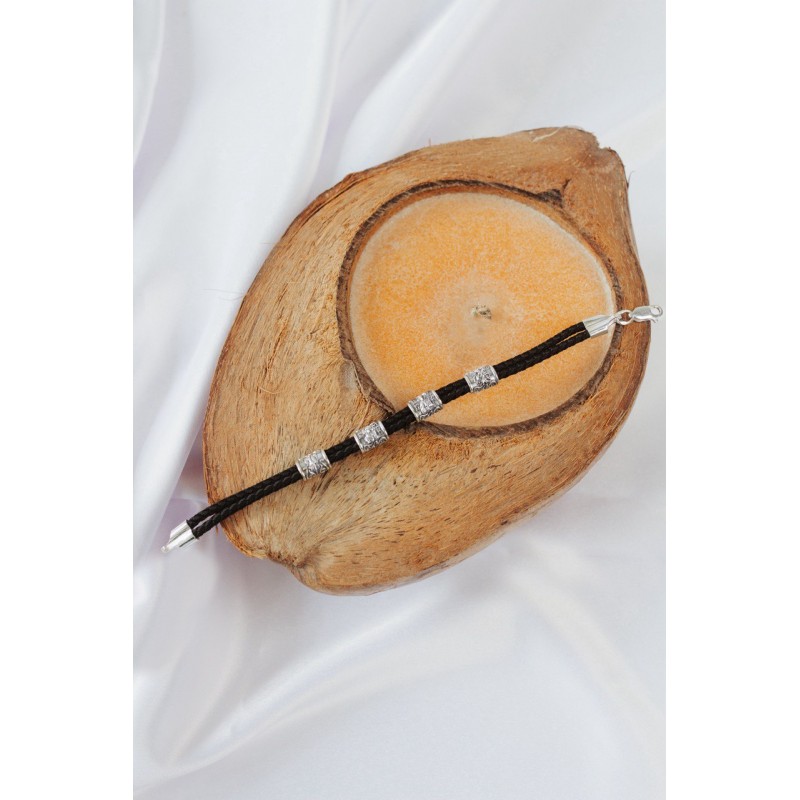 Браслет шелковый с серебряными вставками (740)