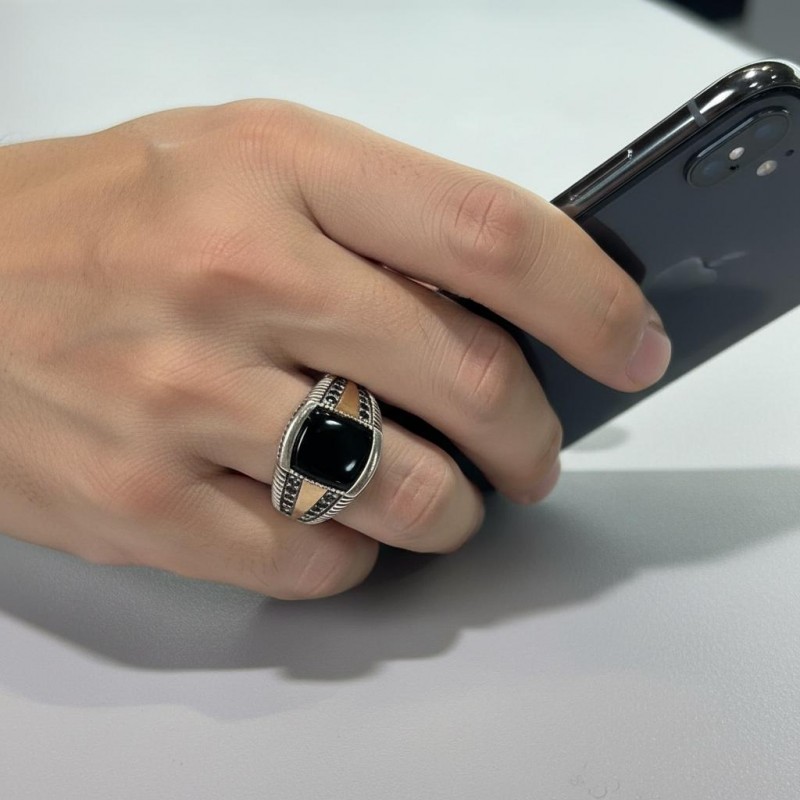 Печатка серебряная с золотом и ониксом (878з)