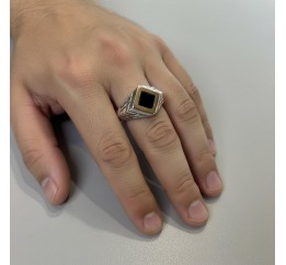 Печатка серебряная с золотом и ониксом (753з)