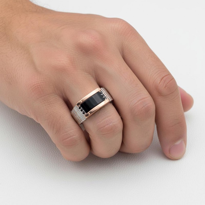 Печатка серебряная с золотом и ониксом (743з)