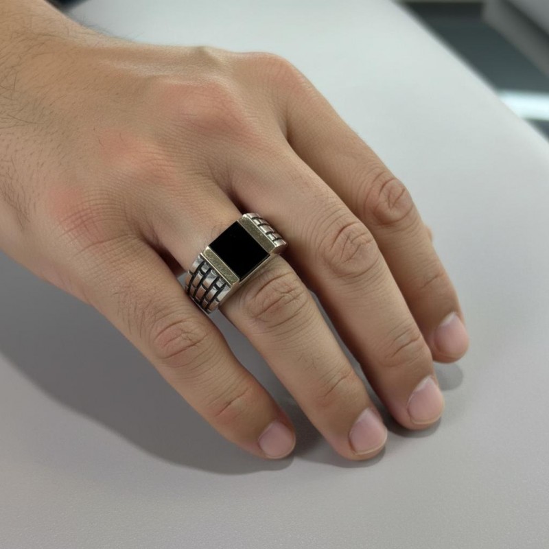 Печатка серебряная с золотом и ониксом (814з)