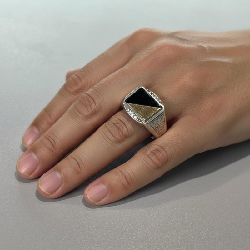 Печатка серебряная с золотом и ониксом (482з)