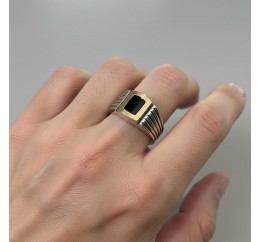 Печатка серебряная с золотом и ониксом (764з)