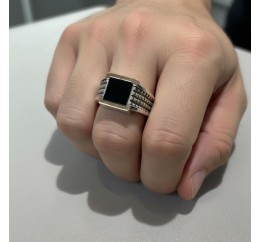 Печатка серебряная с золотом и ониксом (787з)