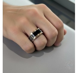 Кольцо серебряное с золотоми ониксом  Захисти та збережи (909з)