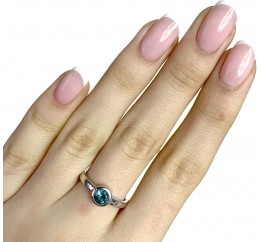 Серебряное кольцо SilverBreeze с натуральным топазом Лондон Блю (1194935) 17 размер