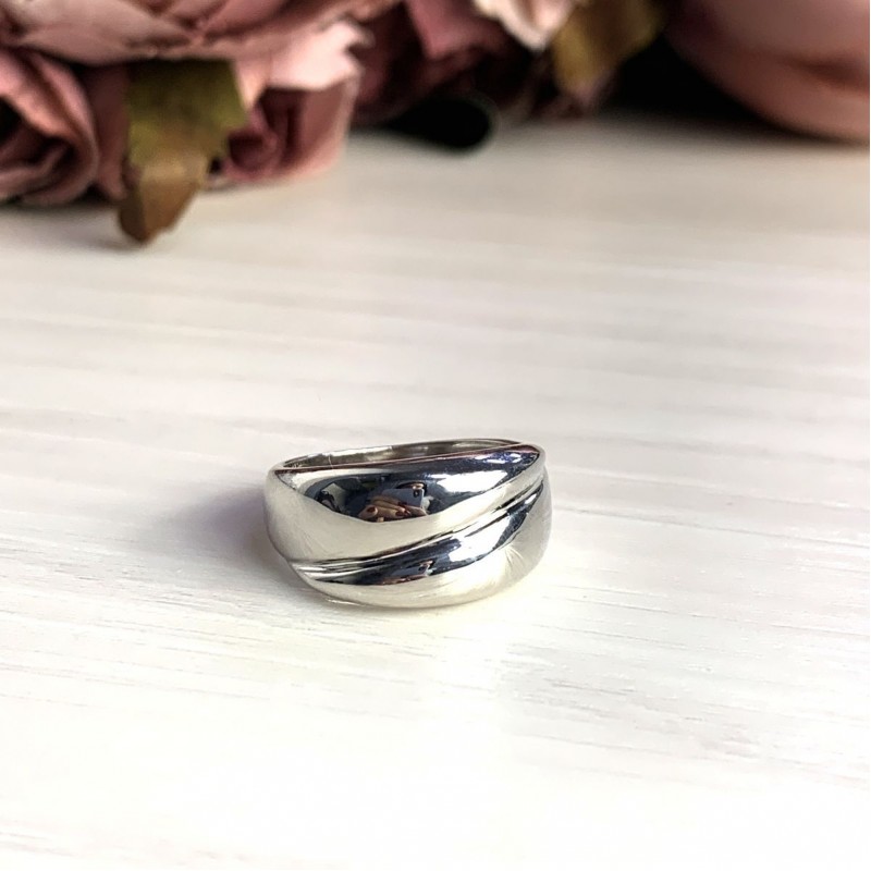 Серебряное кольцо SilverBreeze без камней (2022343) 17 размер