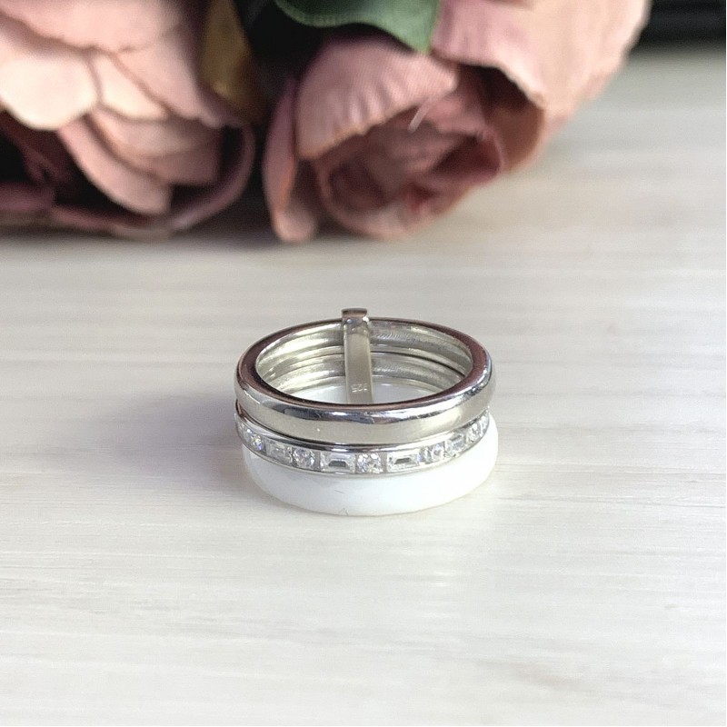 Серебряное кольцо SilverBreeze с керамикой (1978047) 16 размер