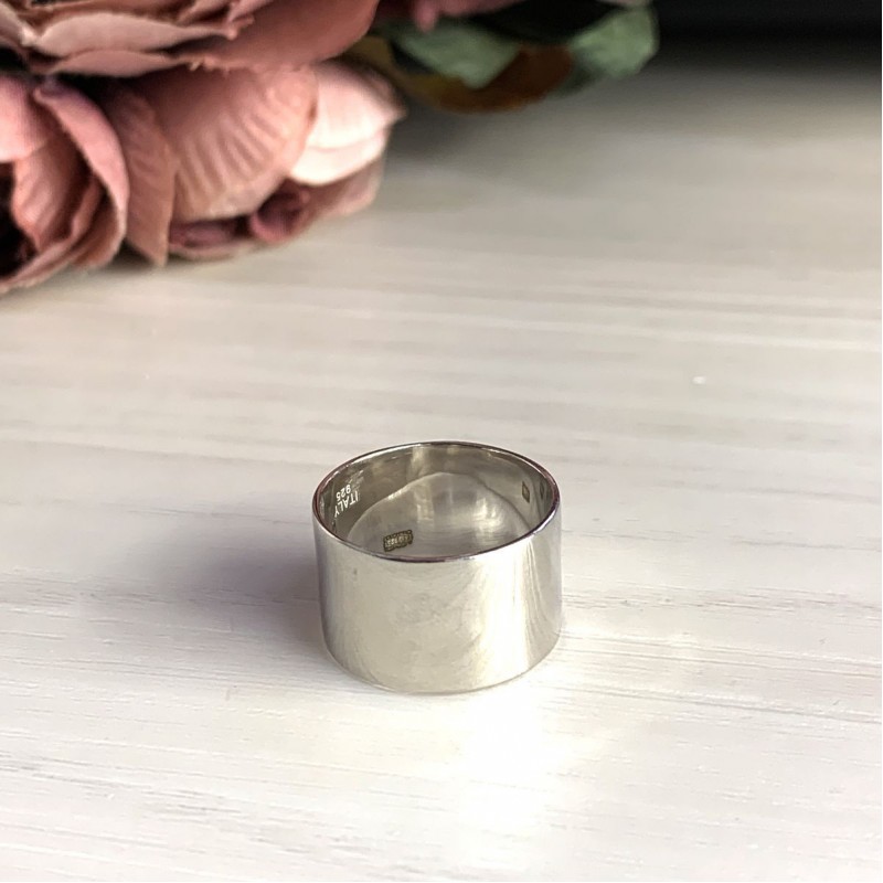 Серебряное кольцо SilverBreeze без камней 2029519 15.5 размер, 15.5 размер, 15.5 размер, 15.5 размер
