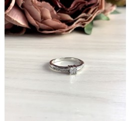 Серебряное кольцо SilverBreeze с натуральными бриллиантом 0.05ct 2048602 18 размер, 18 размер, 18 размер, 18 размер