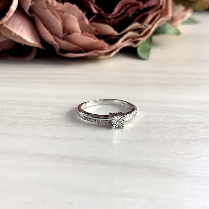 Серебряное кольцо SilverBreeze с натуральными бриллиантом 0.05ct (2048602) 18 размер